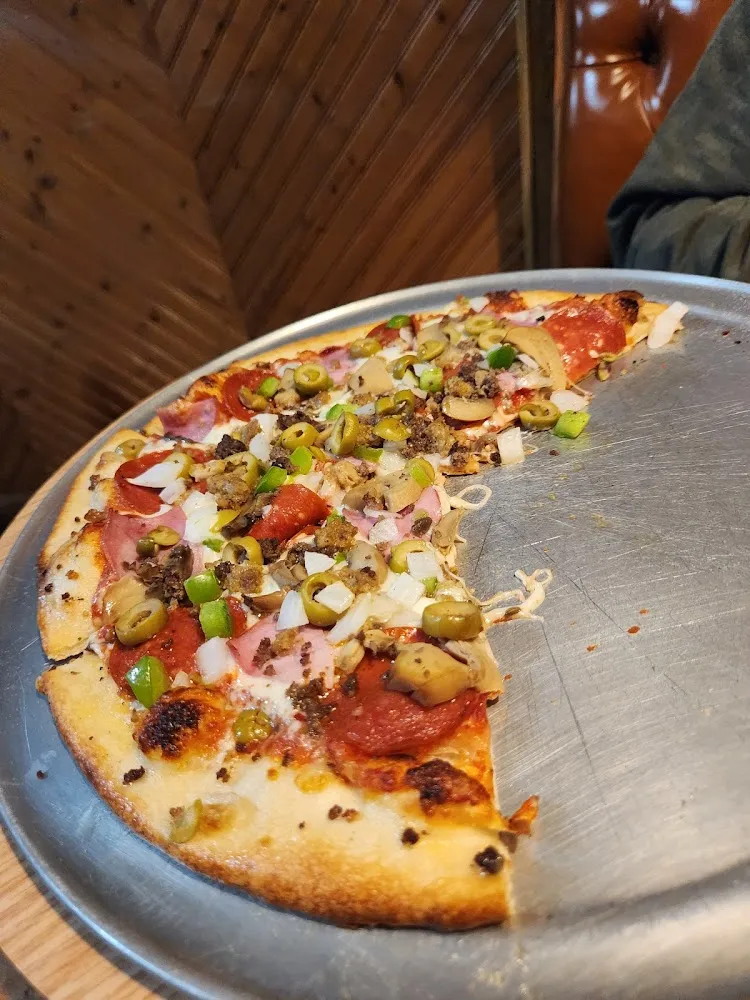 House Super Pizza